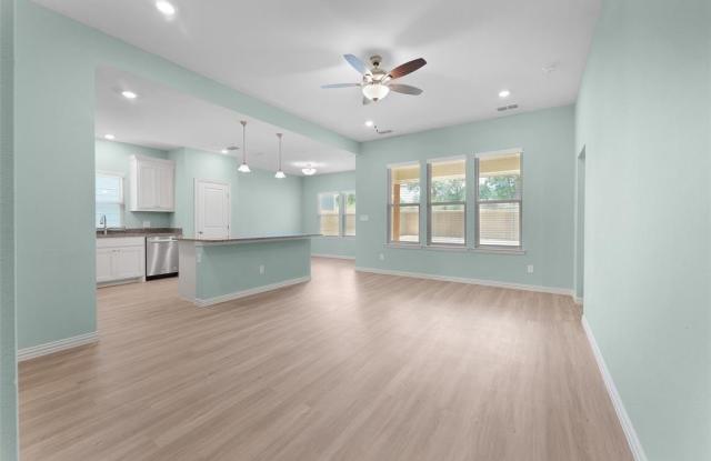 Photo of 2027 S Bluebonnet Avenue