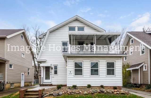 2176 Glenbury Avenue