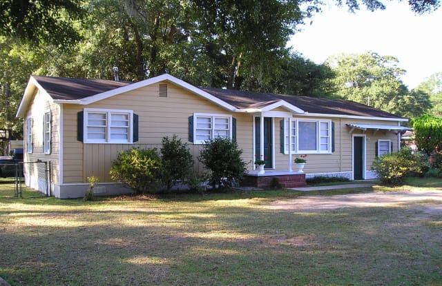 5463 Savannah Highway - 5463 Savannah Highway, Ravenel, SC 29470