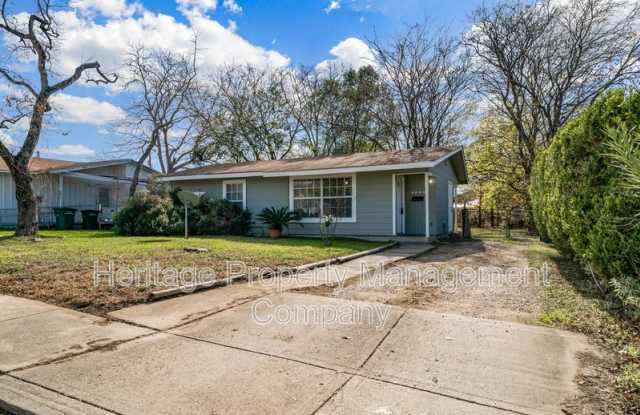 1222 West Thorain Boulevard