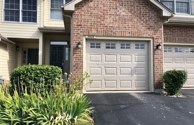 5409 Glenbrook Trail - 5409 West Glenbrook Trail, McHenry, IL 60050