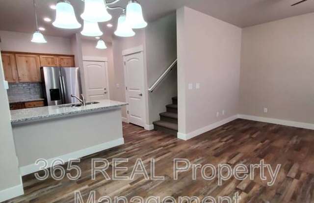 1699 Westward Place, Unit 3