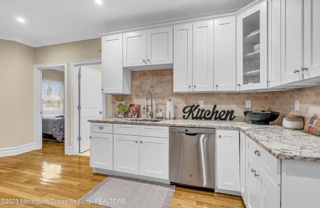 Photo of 564 Sairs Avenue unit: #10