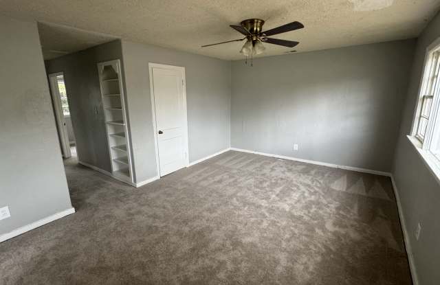 Photo of 6317 E Nimitz Dr - 1