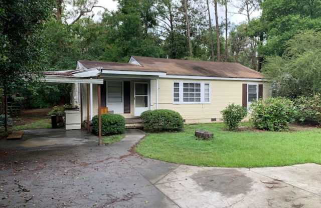 1610 Garland Pl *