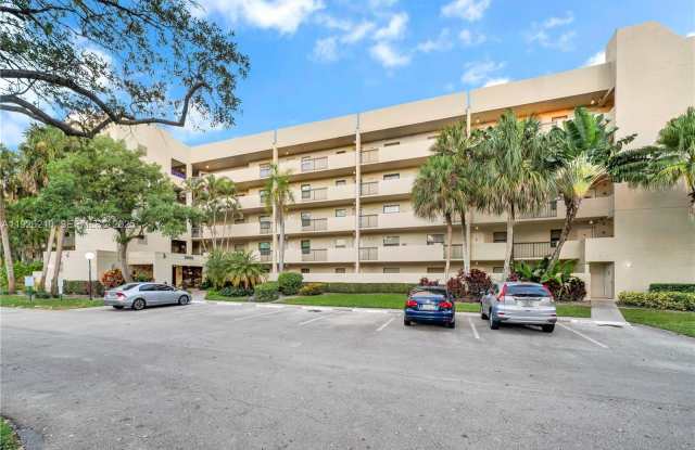 Photo of 3050 NW 42nd Ave