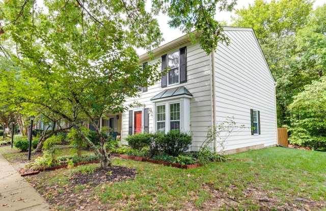 PRICE DROP on Wonderful End Unit Townhome Available Near Gayton Rd.!