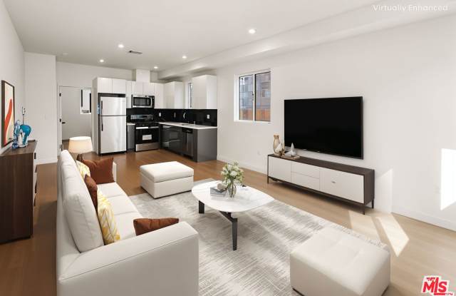 1631 S New Hampshire Ave