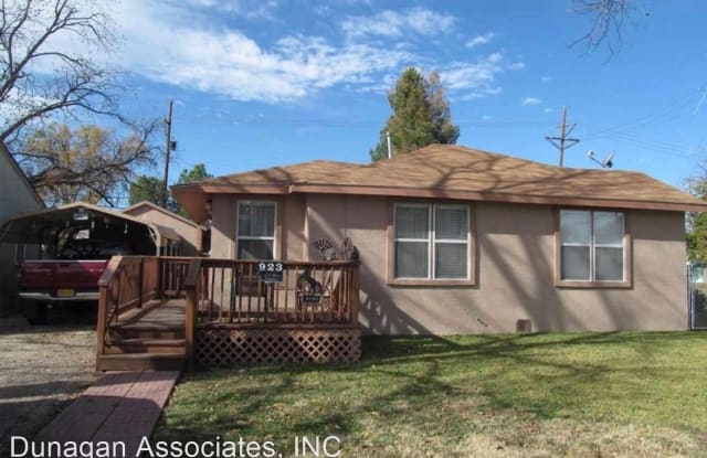 923 N Pate St - 923 North Pate Street, Carlsbad, NM 88220