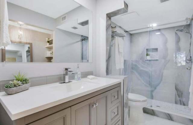 458 Bracken Wood Ln. South