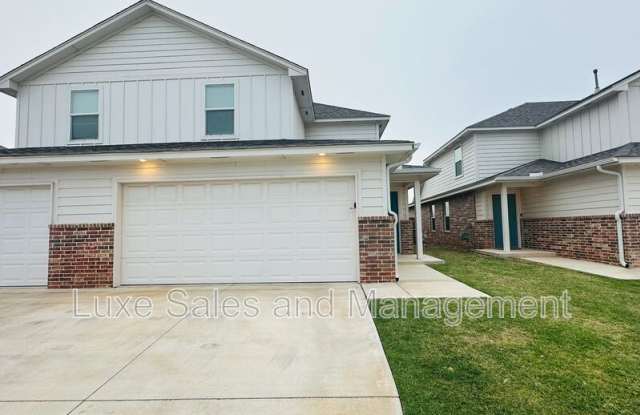 10809 NW 119th Place