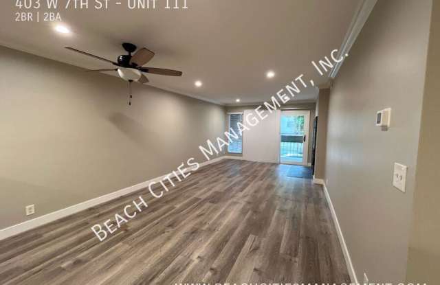 403 W 7th St
