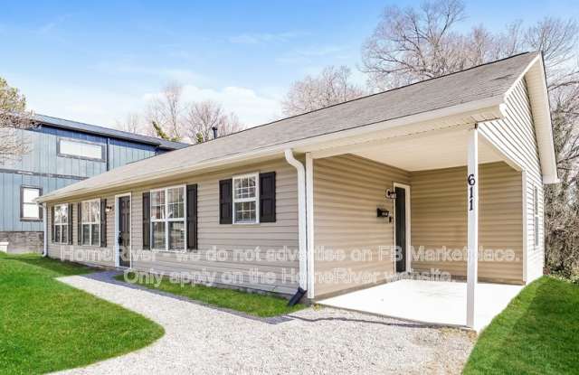 611 Martin St