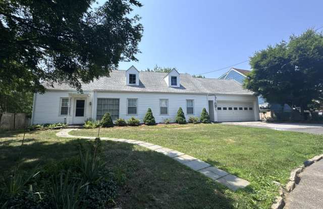 115 Osborn Avenue