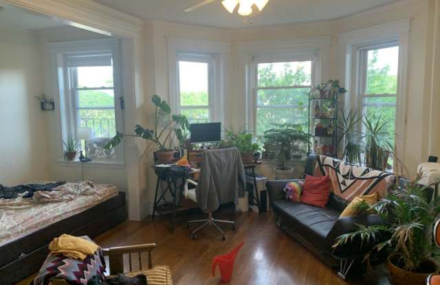 1125 Commonwealth Ave.