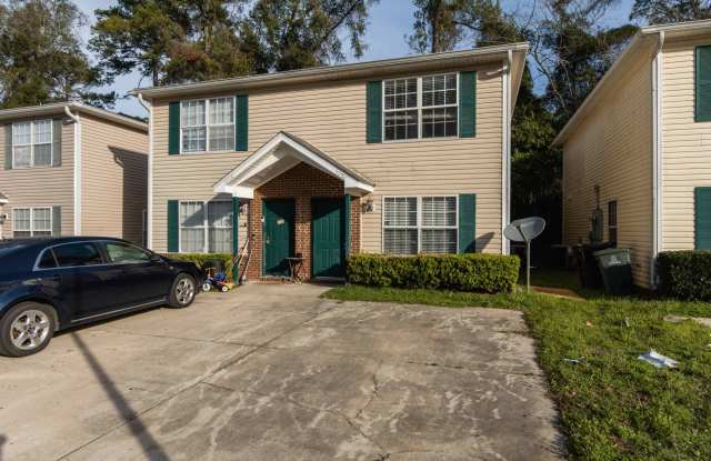 Three Bedroom Three Bathroom Townhome - 3202 Allison Marie Court, Tallahassee, FL 32304