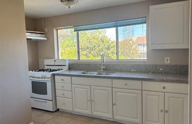 1220 S Westlake Avenue