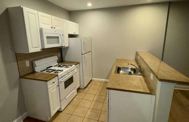 56 Imlay Street - 2B