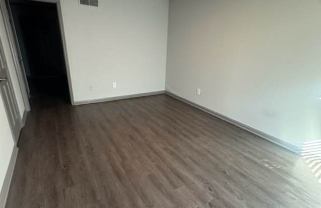 2133 West Gordon Avenue - C