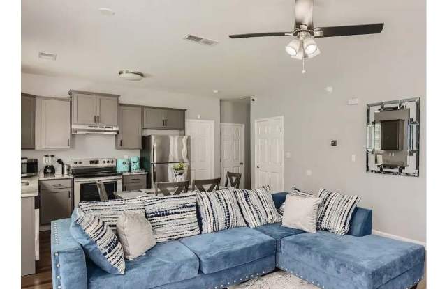 1139 Moton Avenue Southwest