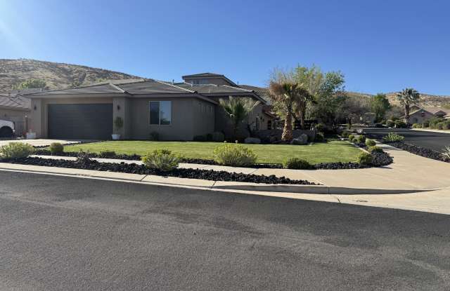 3641 Desert Hills Drive