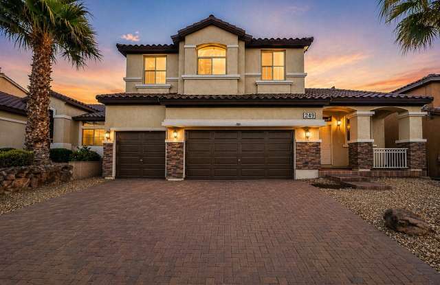 Beautiful 4BR Home in Gated Community with 3-Car Garage