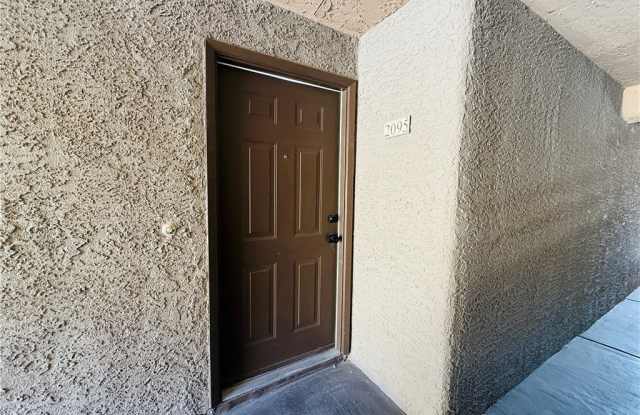 2200 S Fort Apache Road