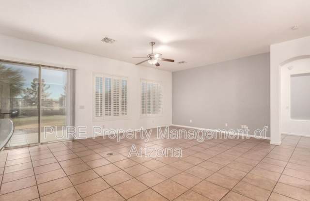 2221 E Indian Wells Dr