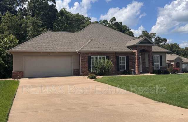 13 Parkridge Dr