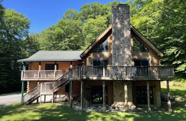 303 Westview Estates