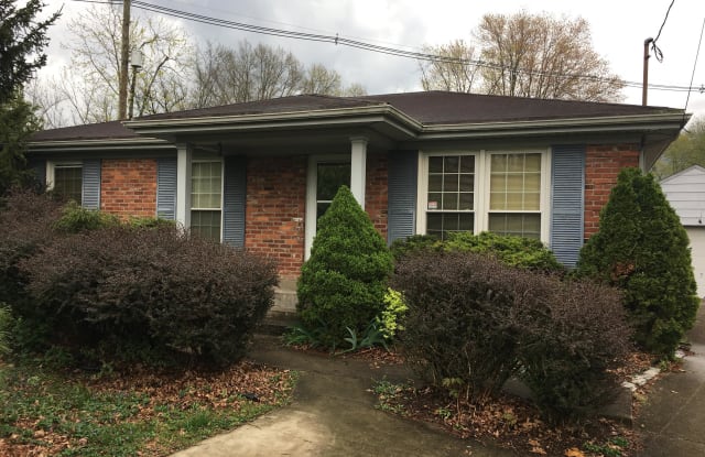 205 S Evergreen Rd - 205 South Evergreen Road, Woodland Hills, KY 40243