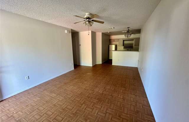 1322 S WASHINGTON AVENUE