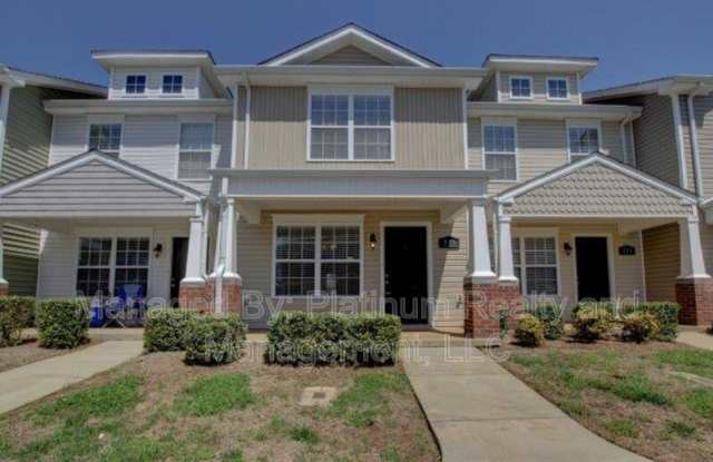 335 Sam Houston Cir photos photos