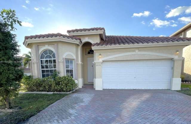 2030 NW 98th Ter - 2030 Northwest 98th Terrace, Pembroke Pines, FL 33024