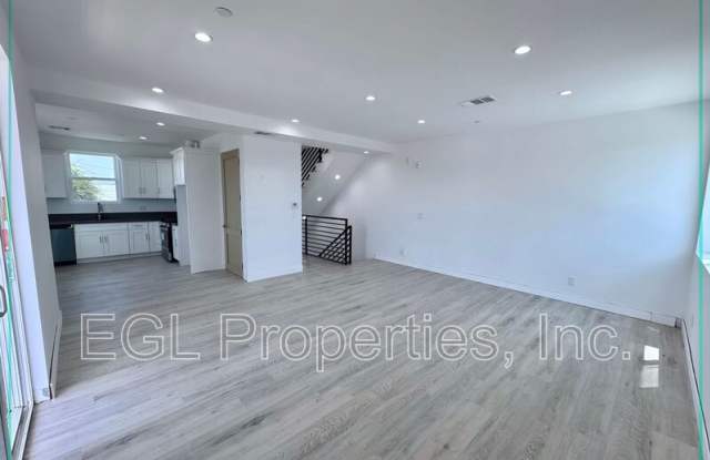 15314 Grevillea Ave.