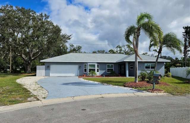 272 MALVERN DRIVE - 272 Malvern Drive, Sarasota County, FL 34293