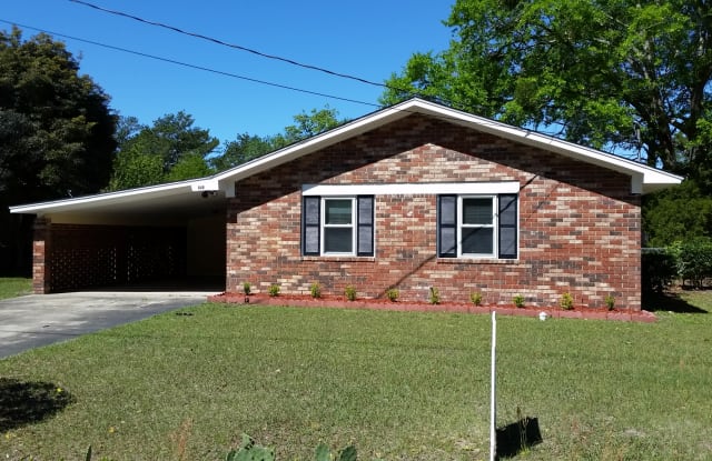 649 Parker Dr - 649 Parker Drive, Hinesville, GA 31313