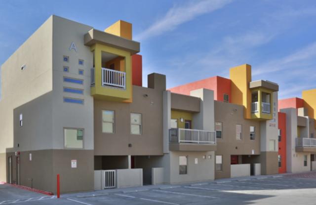 Photo of 410 Thorn Ave