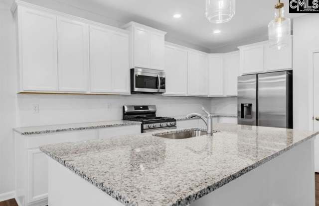 917 Woodcreek Farms Road