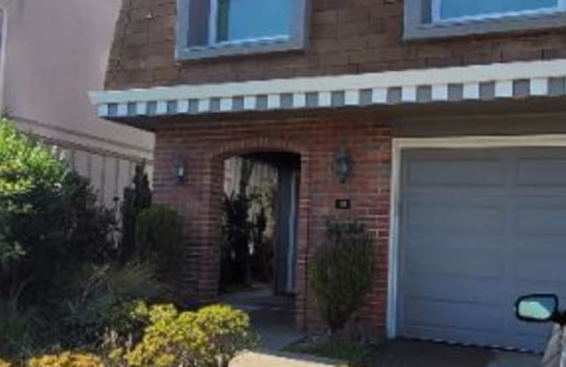 27 John Glenn Cr - 27 John Glenn Circle, Daly City, CA 94015