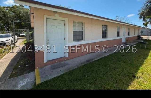 244 NW 14th St