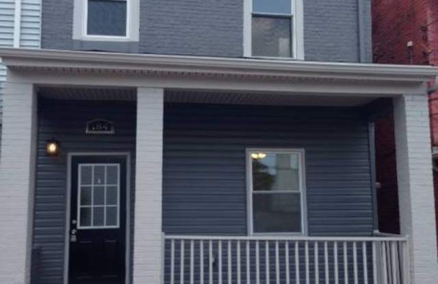 Photo of Beautiful 3 bed, 1 bath luxury apartment South Side Flats