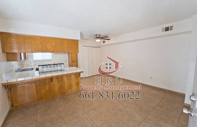 SW- condo 1bed-1.bath