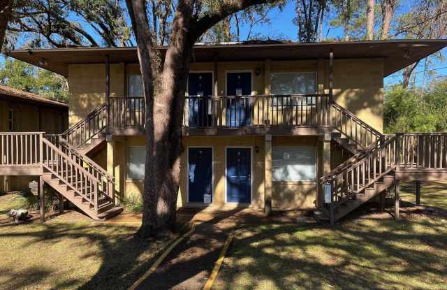 Photo of 2316 Columbia Court unit: C