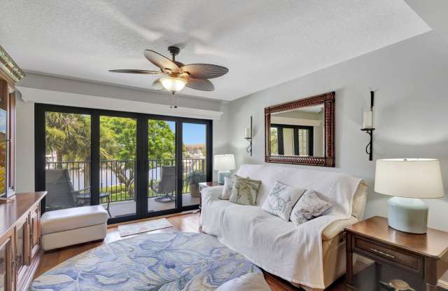1201 Seafarer Circle