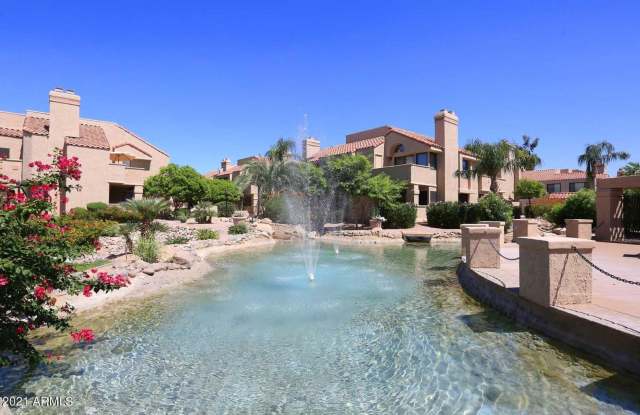 VENETIAN II 2 BEDROOM 2 BATH CONDO WITH GARAGE IN HEART OF NORTH SCOTTSDALE