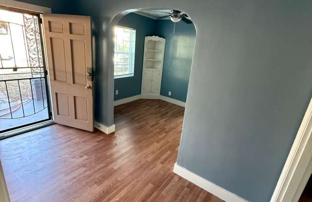 293 West Waldorf Avenue