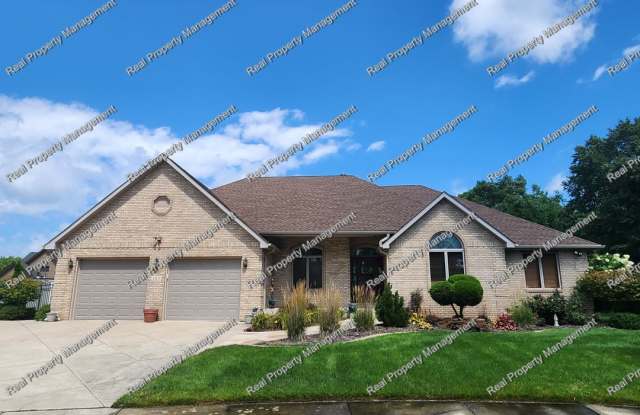 Photo of Gorgeous 4 Bedroom Ranch