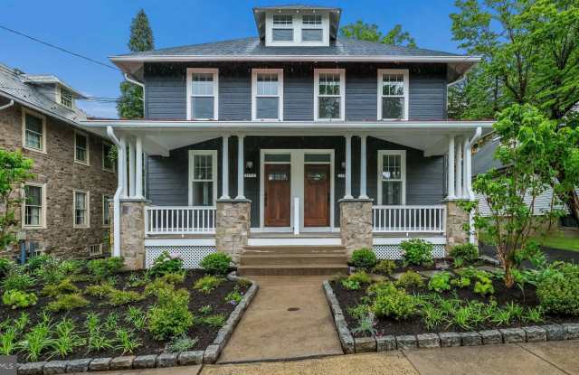 Photo of 115 HARVEY Avenue unit: 117-1