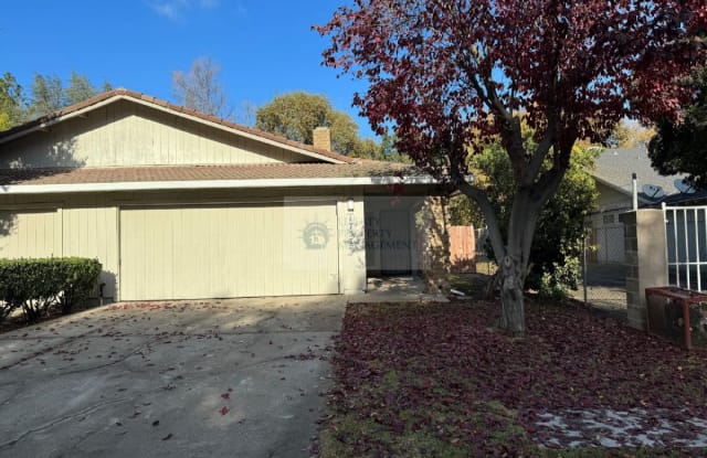 1757 Blackoak Dr - 1757 Blackoak Drive, Stockton, CA 95207